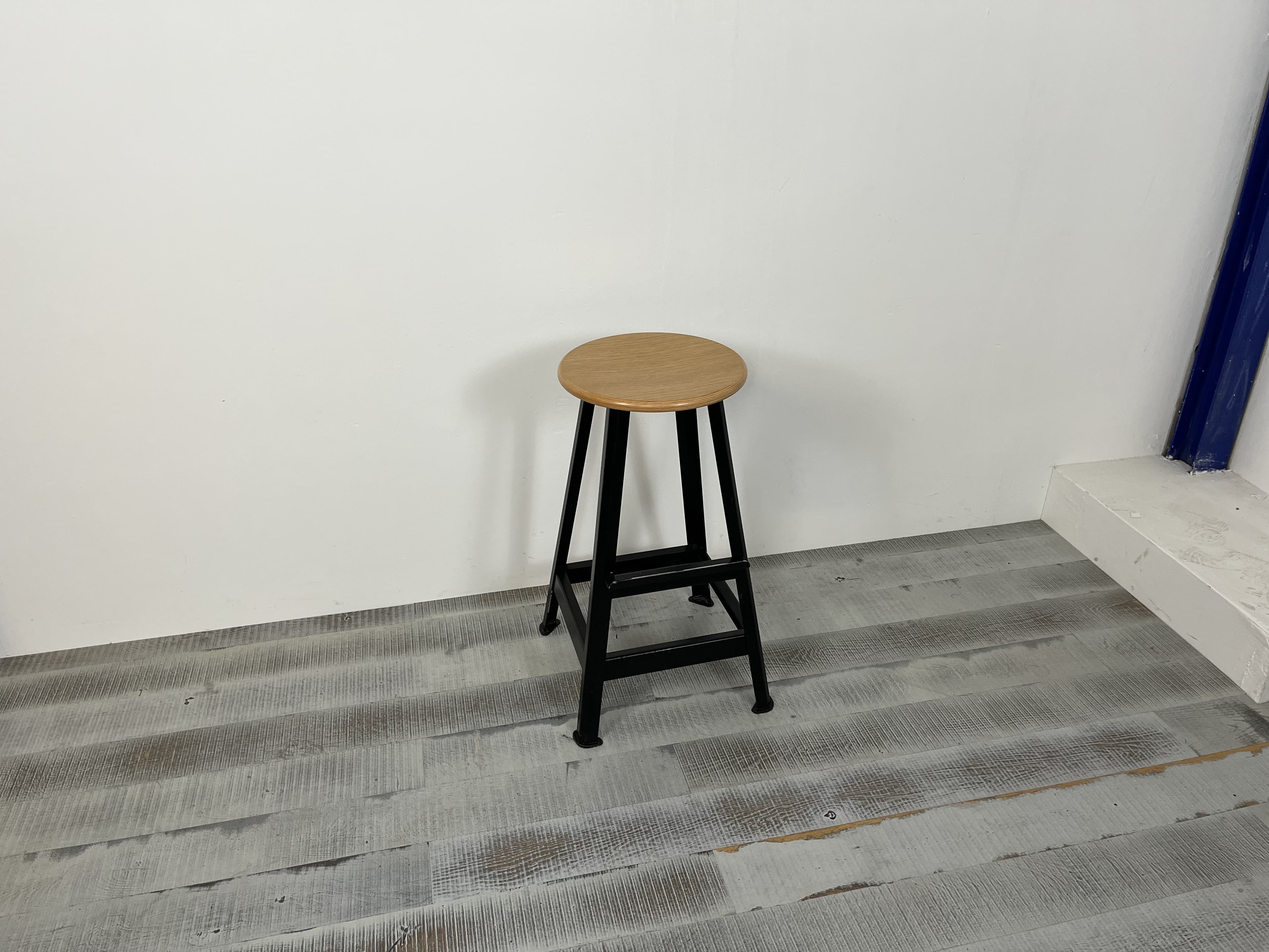 8 Ply Baarhocker – Bild 1